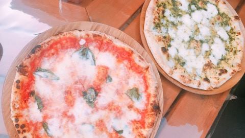 Pizzeria UNO　マルゲリータ＆ジェノベーゼ