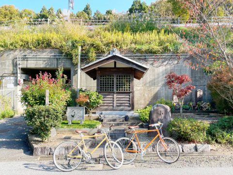 鳥居本宿でお蕎麦を 自転車